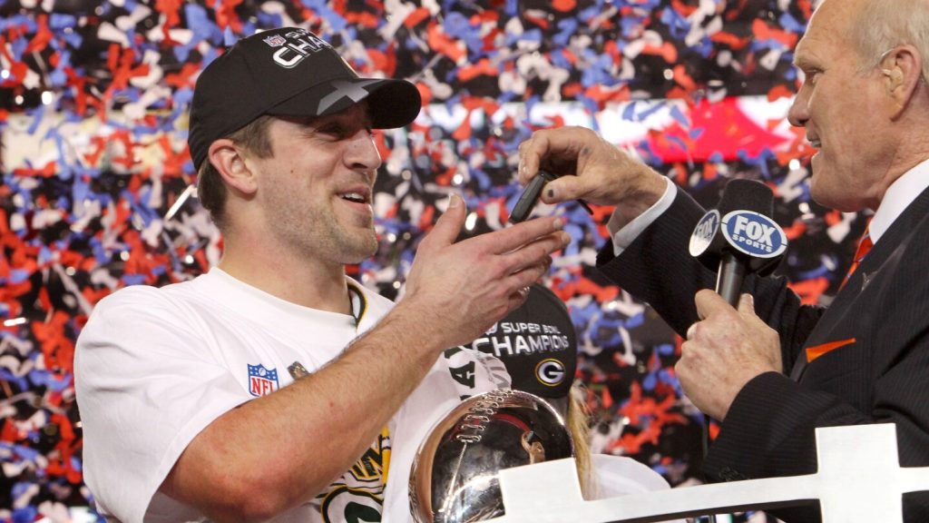 Aaron Rodgers would love to get to know Terry Bradshaw