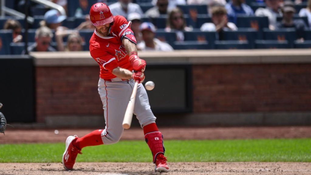 Angels' Chris Taylor breaks hand again; Jorge Soler to IL, too