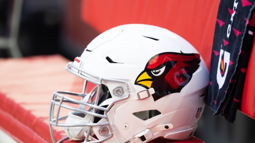 Cardinals sign UFL CB Steven Gilmore Jr. after placing Starling Thomas on IR