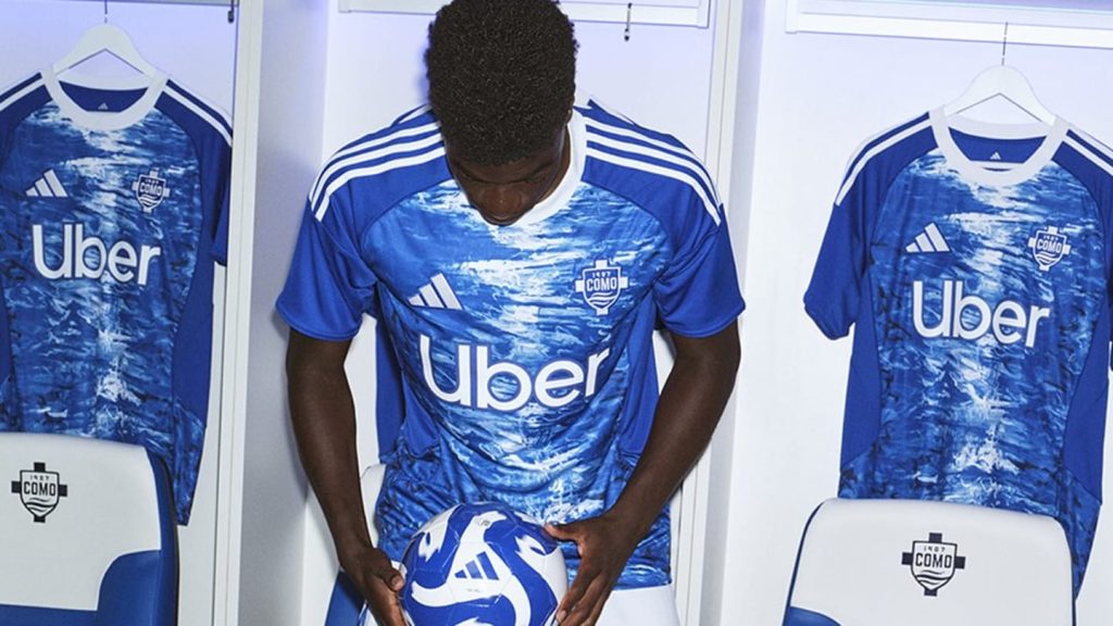 Como’s 2025/26 home kit is as gorgeous as the lake which inspired it