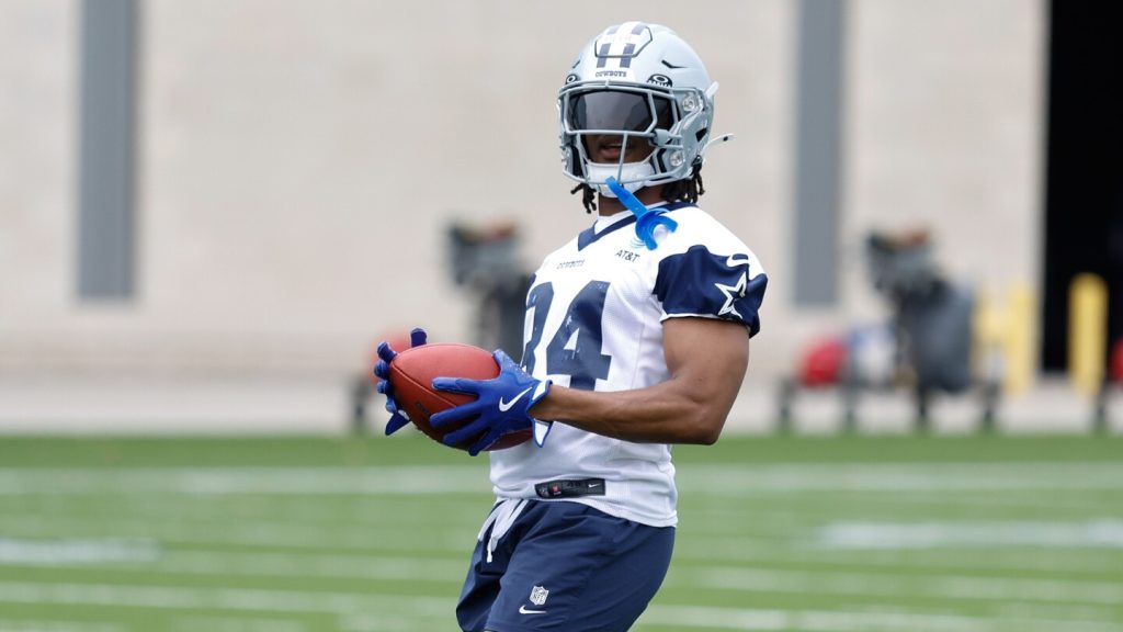 Dallas Cowboys reportedly not thrilled with work habits of RB Jaydon Blue