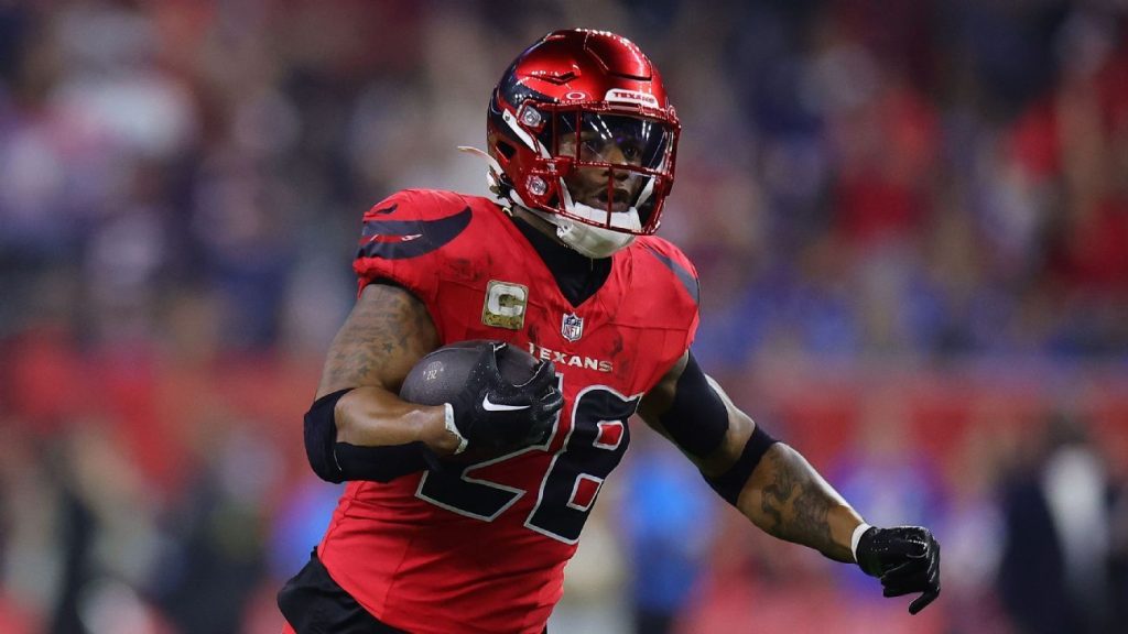 Fantasy football buzz: Joe Mixon set to miss time with foot injury