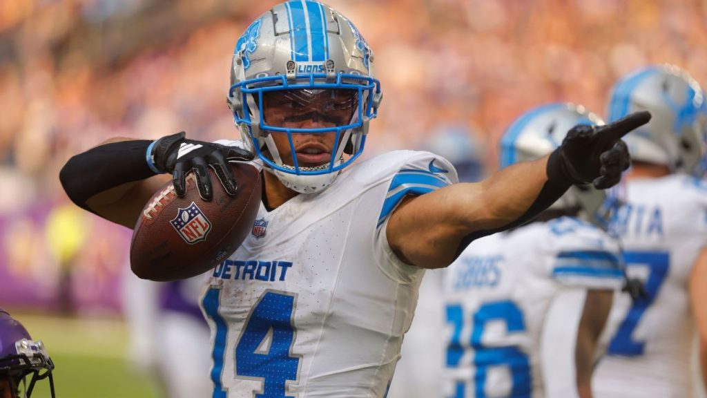 Fantasy football top 200 PPR and top 150 superflex rankings for 2025