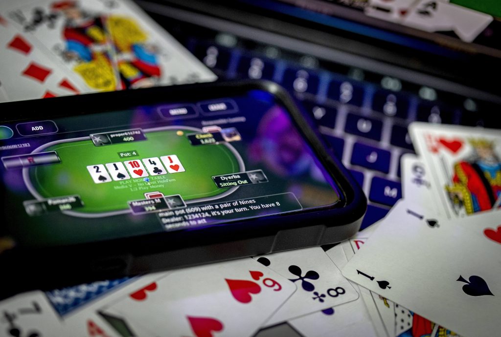 Gambling Tax Deduction Repeal Bill Gains More Sponsors