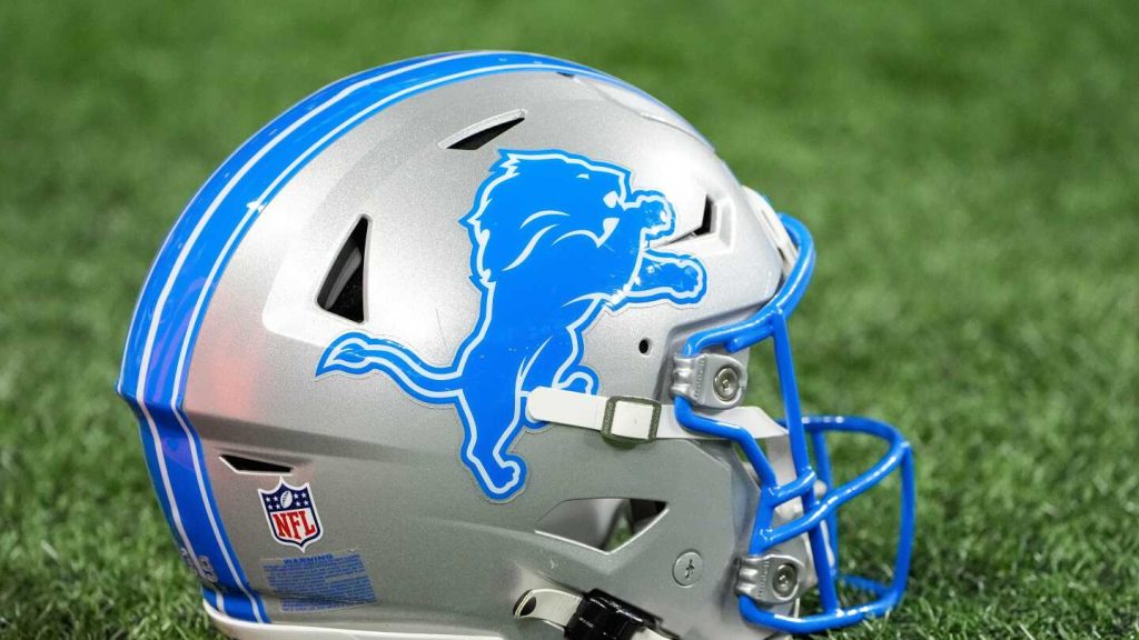 Lions release CB Stantley Thomas-Oliver