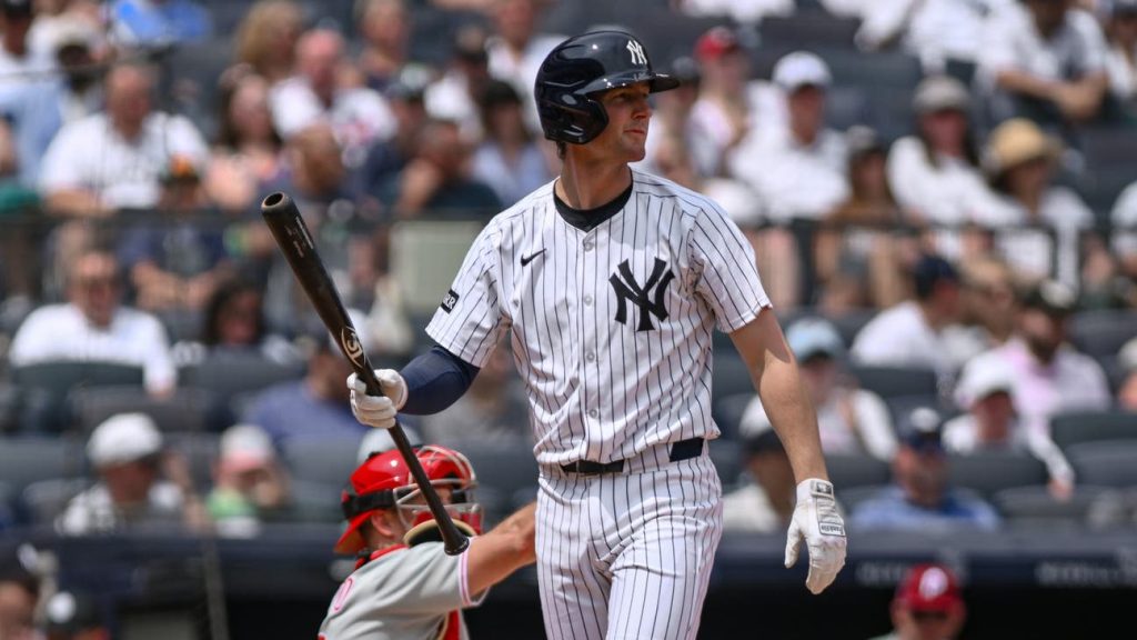 Marcus Stroman struggles, offense quiet as Yankees lose to Phillies, 9-4