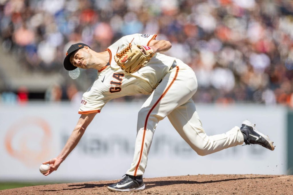 Mets add Tyler Rogers, right-handed specialist, to bullpen in trade with Giants