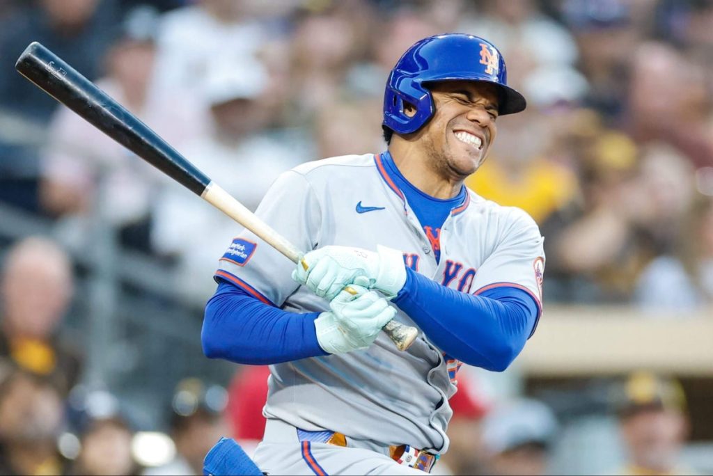 Mets star Juan Soto leaves game after fouling ball off foot