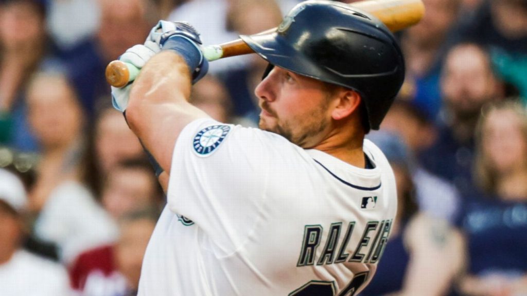 Raleigh hits 39th HR, Mariners end Brewers' 11-game streak