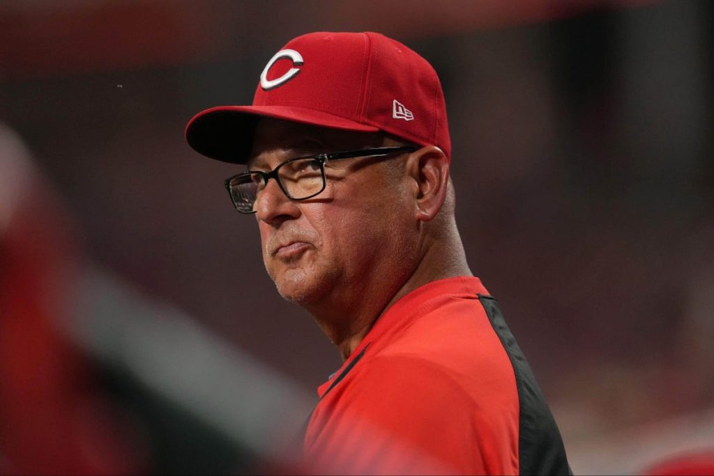 Reds’ Terry Francona uses scoreboard video to escalate prank battle with Rays’ Kevin Cash