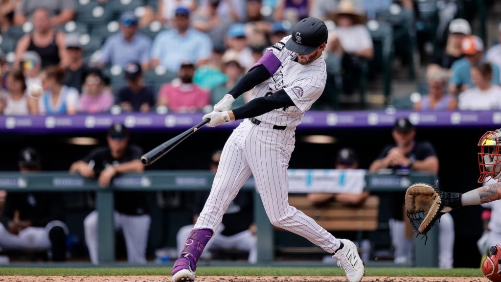 Report: Yankees acquire third baseman Ryan McMahon from Rockies for prospects