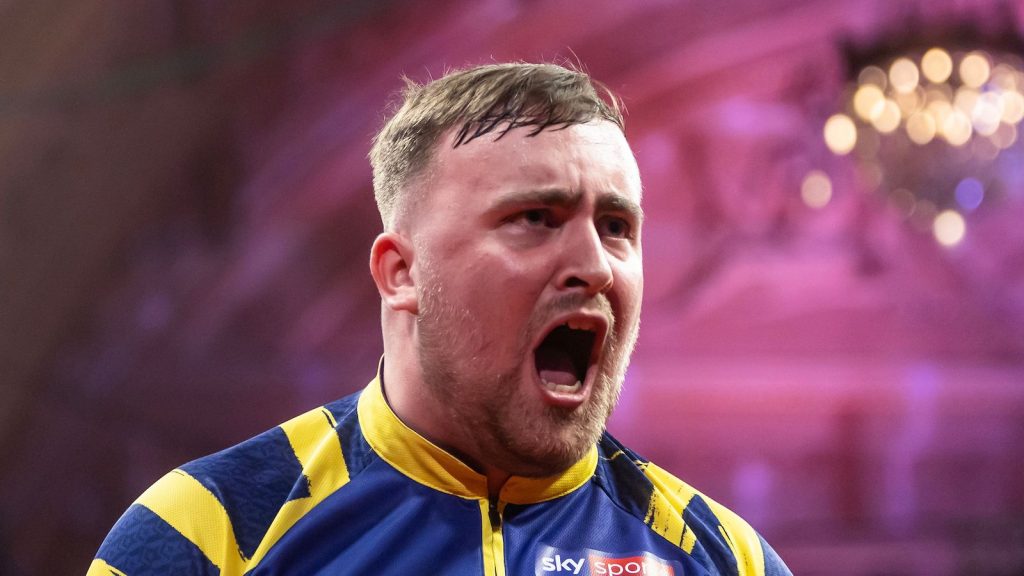 World Matchplay 2025: Luke Littler produces stunning comeback to scrape into quarters via tie-break | Darts News