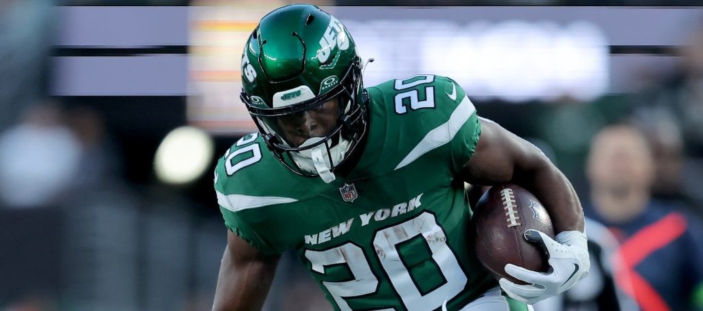 4 Fantasy Football Draft Picks to Avoid (2025)