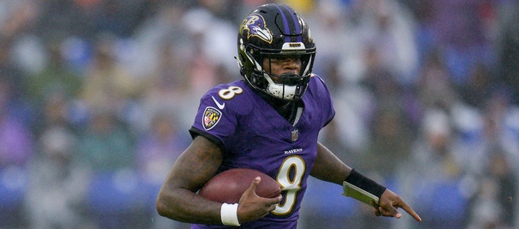 5 Must-Have Quarterbacks & Tight Ends (Fantasy Football)