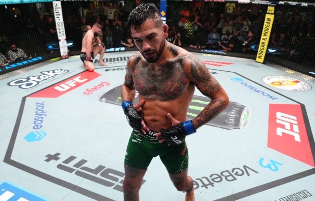Anthony Hernandez explains why he took Reinier de Ridder fight at UFC Vancouver Anthony Hernandez, Romand Dolidze, UFC Vegas 109, Pros react, UFC