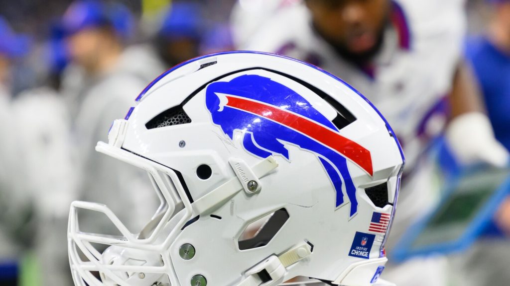 Bills sign DE Nelson Ceaser Bills sign DE Nelson Ceaser