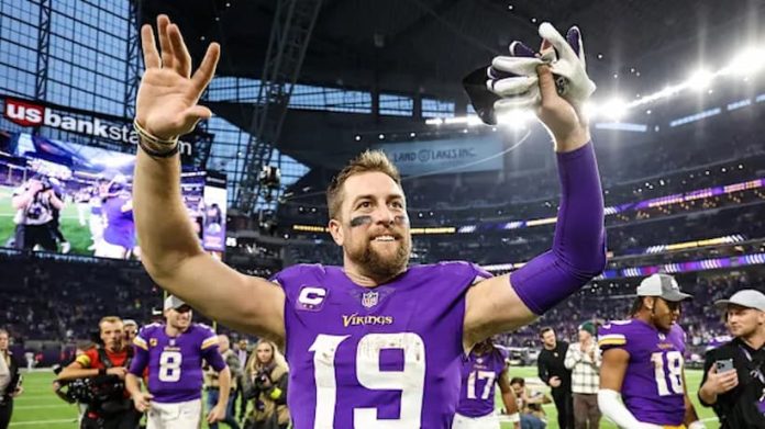 Carolina has traded veteran WR Adam Thielen back to the Minnesota Vikings Adam Thielen Vikings pic