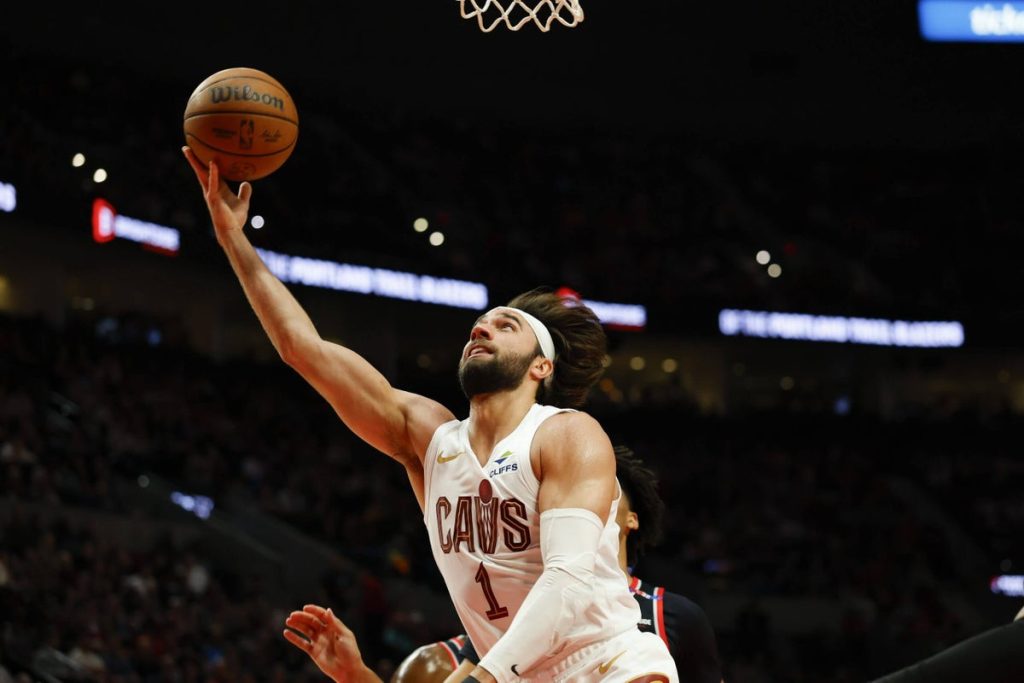 Cavaliers forward Max Strus out 3-4 months following left foot surgery