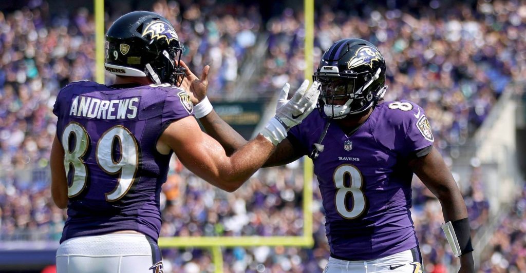 Fantasy Football Auction Draft: Building and Using a Winning Budget (Fantasy Football)