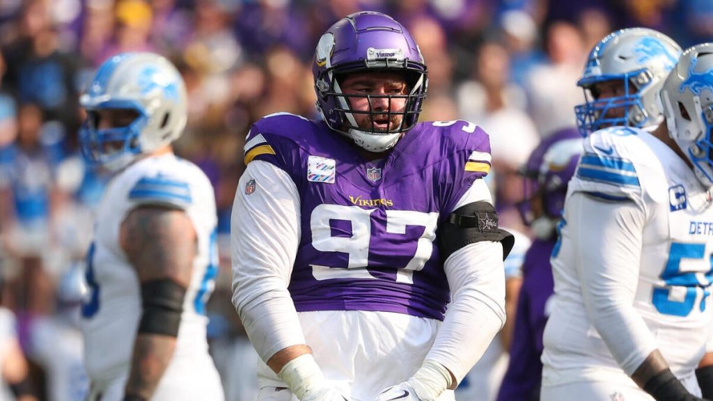 Jets attempt to bolster defensive line with two trades in same day, adding Harrison Phillips, Jowon Briggs Jets attempt to bolster defensive line with two trades in same day, adding Harrison Phillips, Jowon Briggs