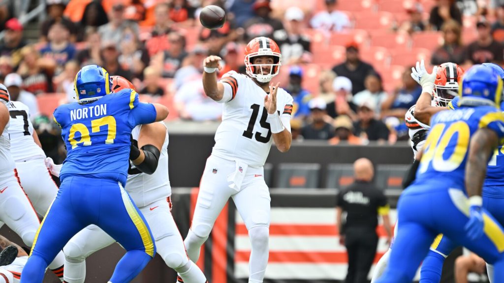 Joe Flacco goes 9-for-10 for 71 yards and a touchdown in brief preseason action Joe Flacco goes 9-for-10 for 71 yards and a touchdown in brief preseason action