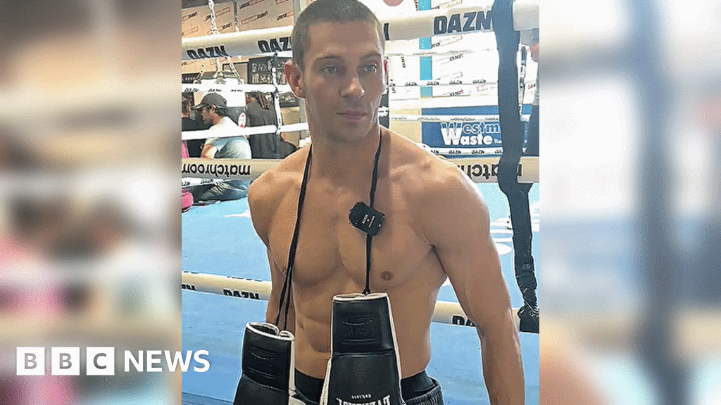 Joey Essex ‘confident and excited’ ahead of his boxing debut Joey Essex 'confident and excited' ahead of his boxing debut