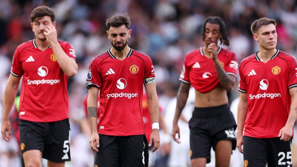 Man United look as bad as last season in draw at Fulham Man United look as bad as last season in draw at Fulham
