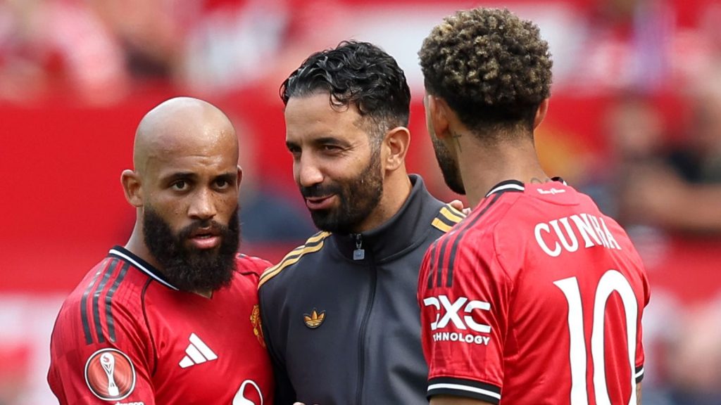Man Utd 0-1 Arsenal: Ruben Amorim praises his side for not being ‘boring’ in defeat as Roy Keane criticises ‘low expectations’ at Old Trafford | Football News Man Utd 0-1 Arsenal: Ruben Amorim praises his side for not being 'boring' in defeat as Roy Keane criticises 'low expectations' at Old Trafford | Football News