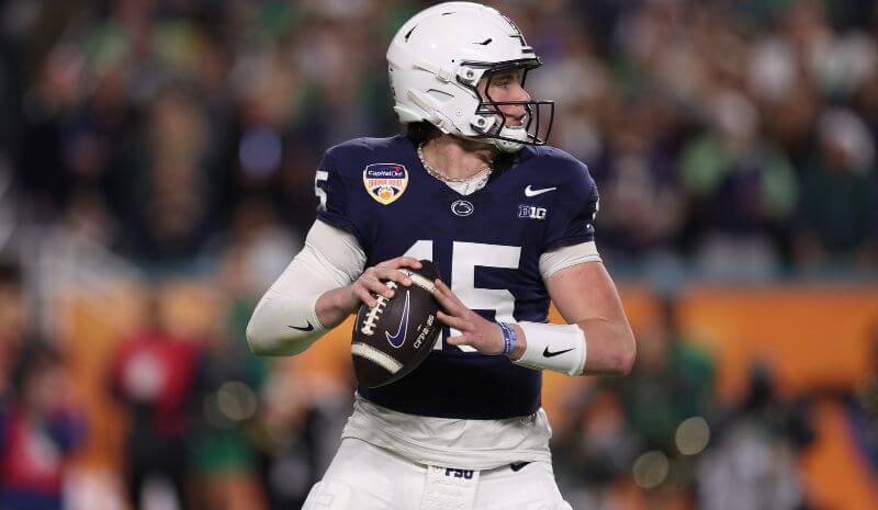 Odds, Picks & Predictions for 2025 Penn State Nittany Lions quarterback Drew Allar (15) looks to pass.