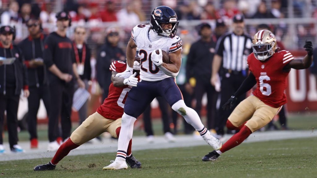 RB Travis Homer, LB Amen Ogbongbemiga to IR as Bears reach 53 players