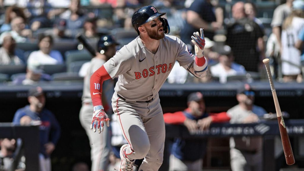 Red Sox hammer Yankees: Boston posts eighth straight win over New York to match 2009 streak vs. AL East rival Red Sox hammer Yankees: Boston posts eighth straight win over New York to match 2009 streak vs. AL East rival