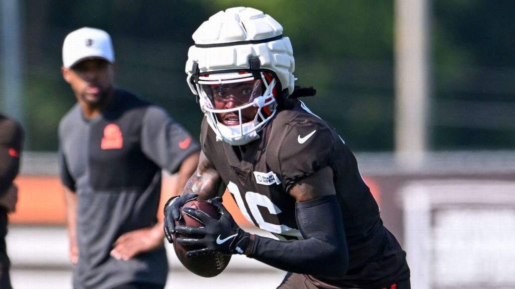 Source — Browns to release veteran receiver Diontae Johnson Source -- Browns to release veteran receiver Diontae Johnson