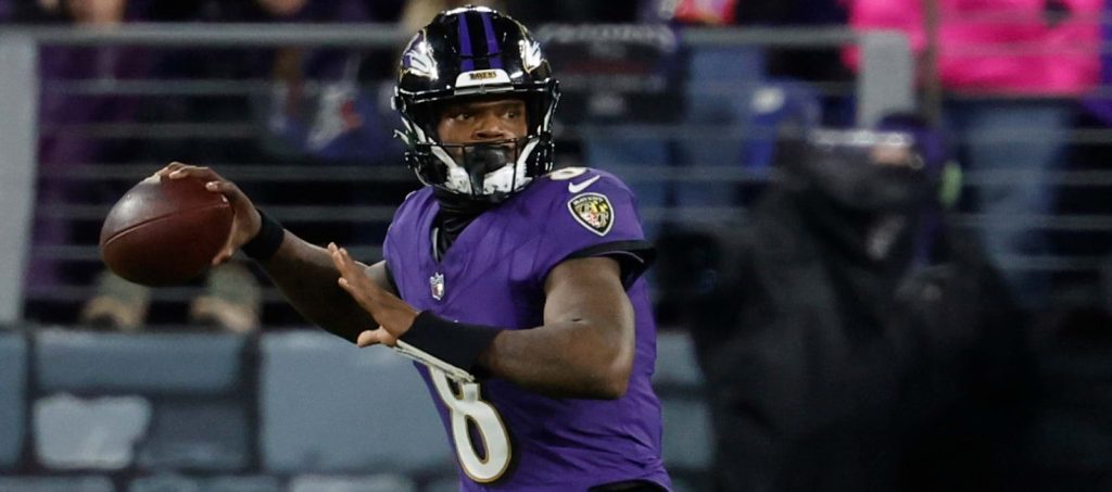 Superflex Fantasy Football Draft Rankings & Tiers (2025)