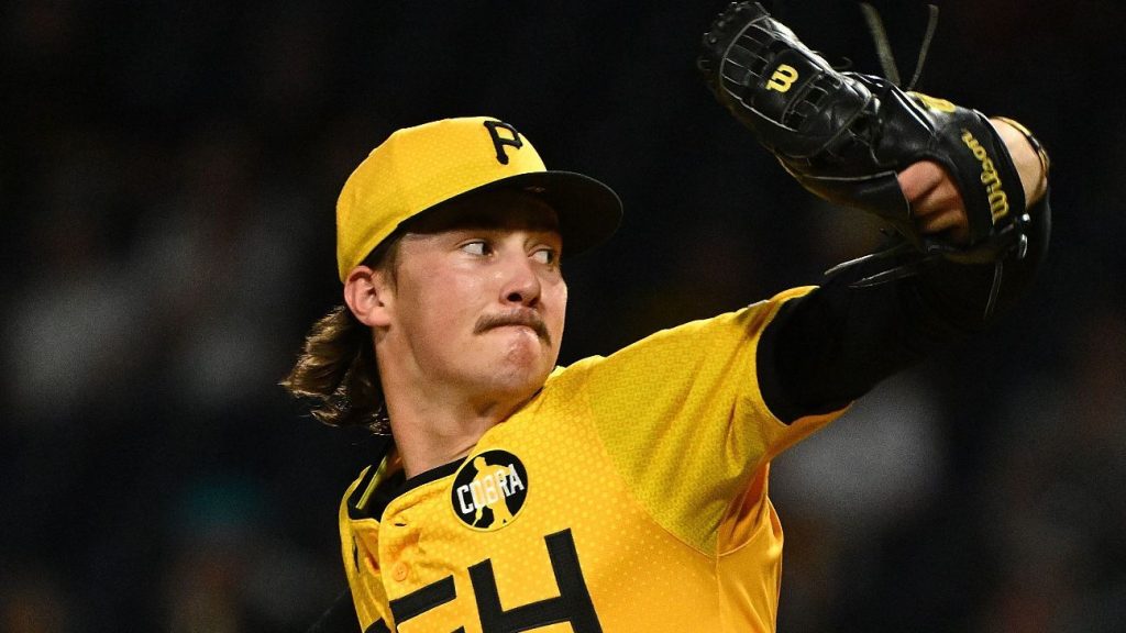 Top prospect Chandler debuts for Pirates with 4-inning save Copy Link