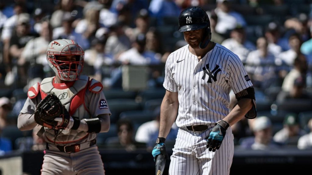 Yankees bats remain ice-cold in lackluster 12-1 loss to Red Sox