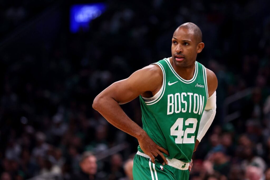 Free agent Al Horford agrees to sign with Warriors: Source