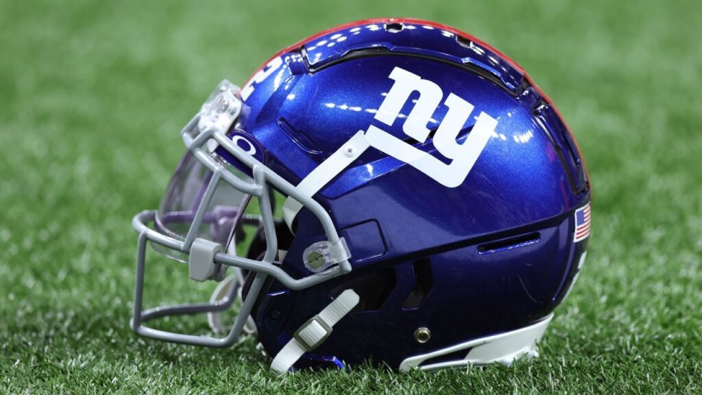 Giants elevate Jude McAtamney to kick Sunday vs. Chargers