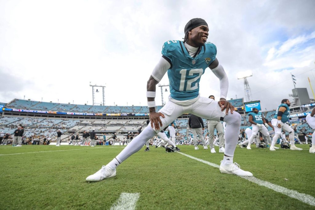 Jaguars’ Travis Hunter Experience is equal parts X’s and O’s, ongoing science experiment