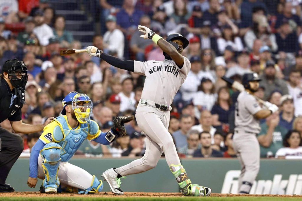 Jazz Chisholm Jr. becomes third player in Yankees history to join 30-30 club