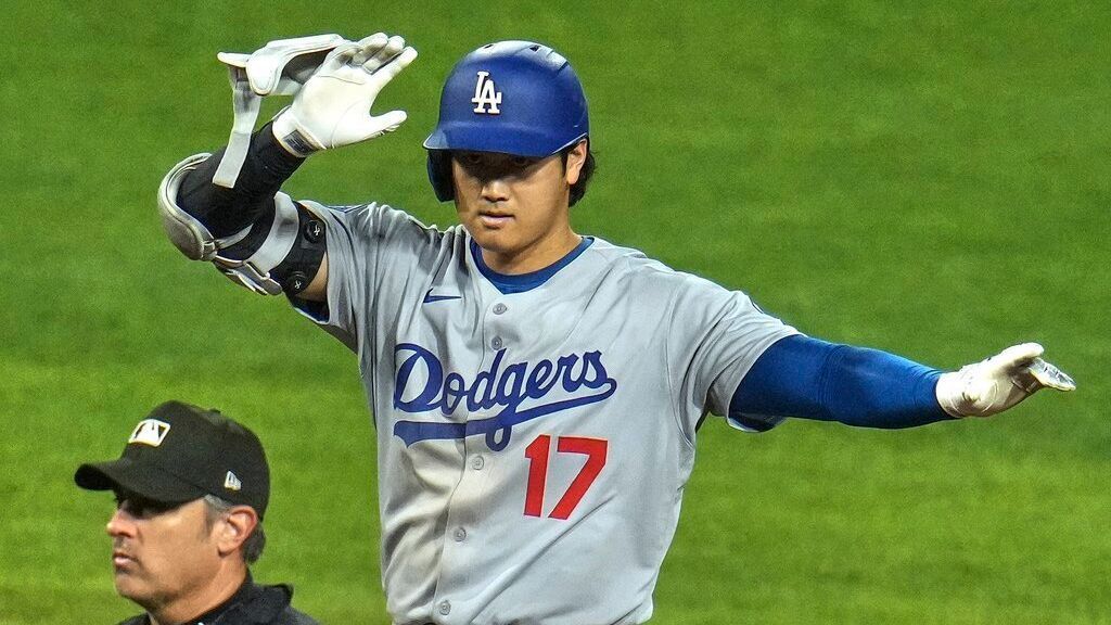 Shohei Ohtani hits 100th HR with Dodgers, setting team record Shohei Ohtani hits 100th HR with Dodgers, setting team record