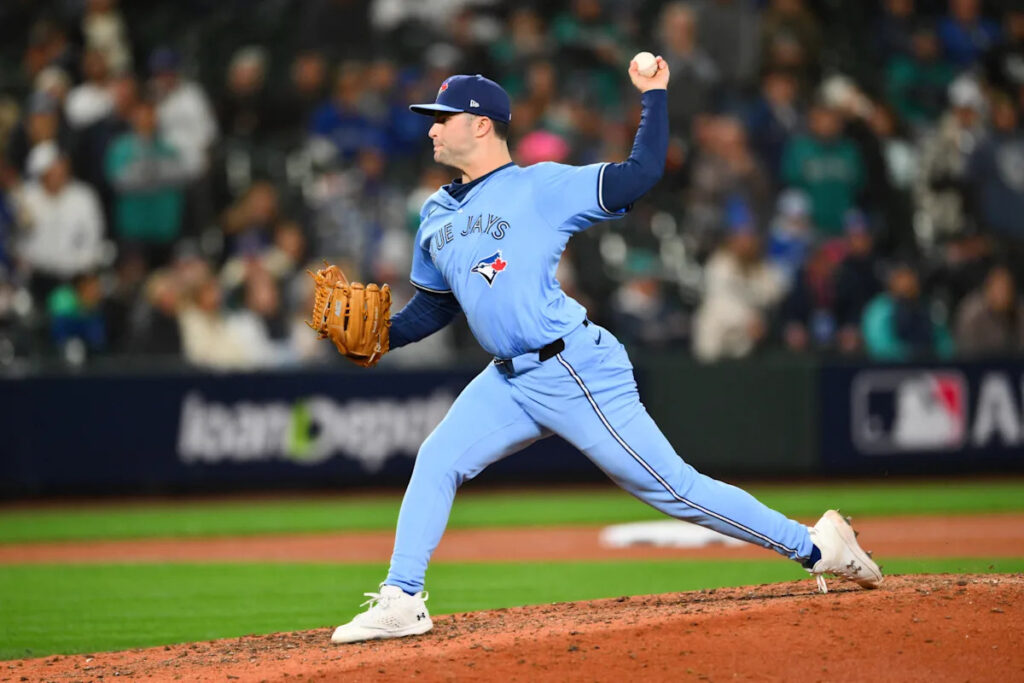 Toronto Blue Jays vs. Seattle Mariners: How to watch Game 5 of the ALCS today, time, TV channel, and everything else you need to know Download app from appStore