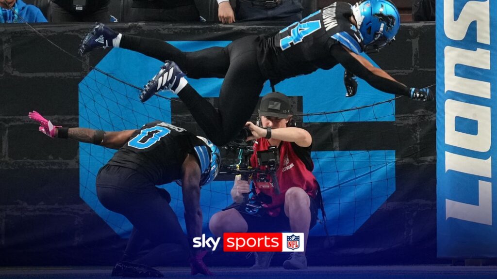 78-yard TD! Gibbs hits Spider-Man Superman celeb after speedy rush 78-yard TD! Gibbs hits Spider-Man Superman celeb after speedy rush