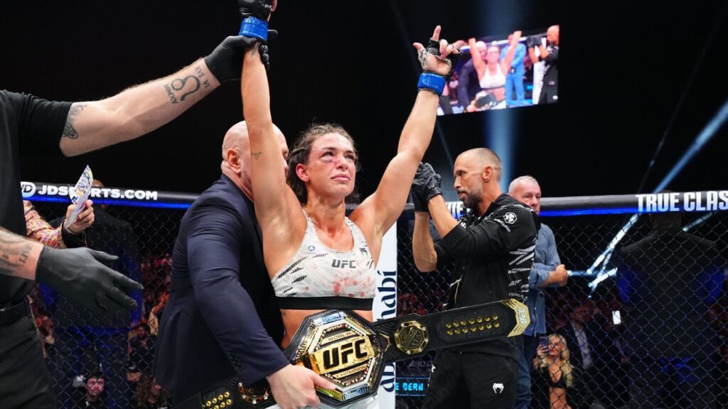 Dern outpoints Jandiroba for vacant UFC women’s strawweight title Dern outpoints Jandiroba for vacant UFC women's strawweight title