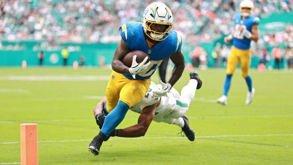 Fantasy football free agent pickups: Kimani Vidal looks like Chargers’ top choice at RB Fantasy football free agent pickups: Kimani Vidal looks like Chargers' top choice at RB