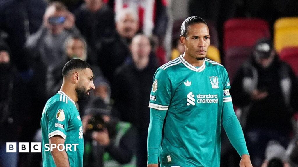 Liverpool: Wayne Rooney says Virgil van Dijk and Mohamed Salah have not shown leadership during struggles Mo Salah and Virgil van Dijk