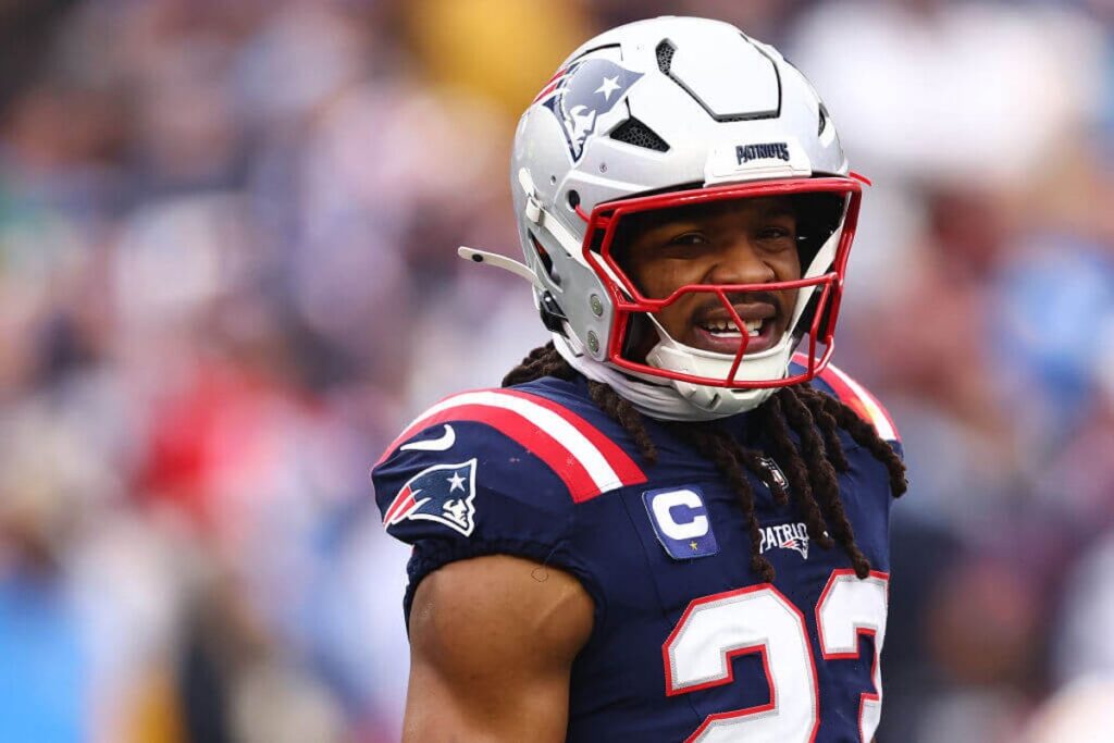 Patriots agree to trade safety Kyle Dugger to Steelers: Sources Patriots agree to trade safety Kyle Dugger to Steelers: Sources