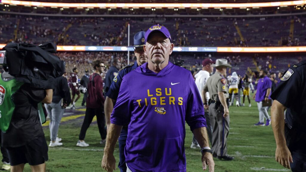 Report: LSU tells Brian Kelly it will be dismissing him Report: LSU tells Brian Kelly it will be dismissing him