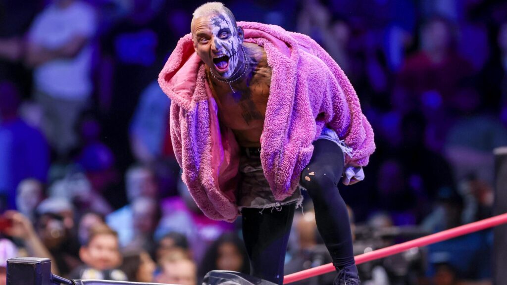 Sting Returns, Helps Darby Allin Beat Jon Moxley in I Quit Match at AEW WrestleDream Sting Returns, Helps Darby Allin Beat Jon Moxley in I Quit Match at AEW WrestleDream