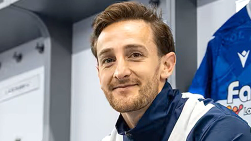 Tom Lockyer, 30, completes fairytale free transfer to first club as ex-Luton star cleared to play after cardiac arrest Tom Lockyer, 30, completes fairytale free transfer to first club as ex-Luton star cleared to play after cardiac arrest