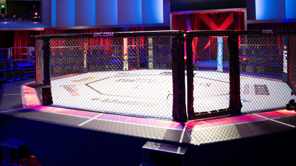 UFC Rio winner eyeing No. 1 contender bout following nail-biter at home UFC Apex Octagon